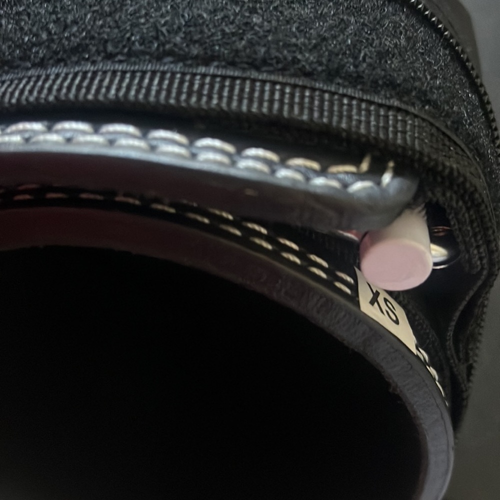 Element 26 Weightlifting Belt Black Leather XS - Picture 3 of 7